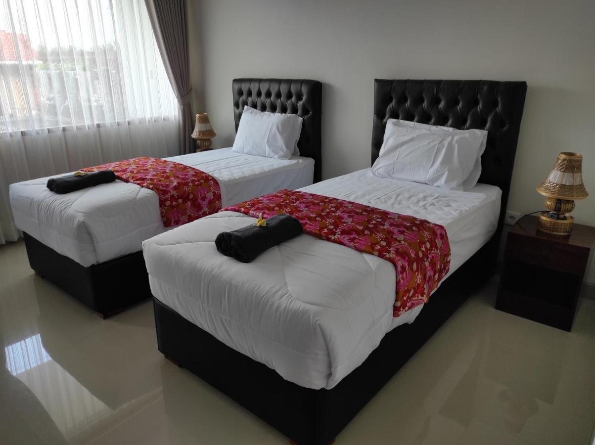 Kubu Di-Kayla'S Hotel Sanur  Exterior photo