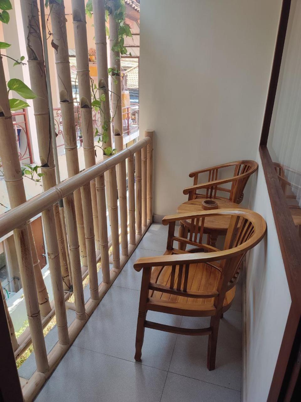 Kubu Di-Kayla'S Hotel Sanur  Exterior photo
